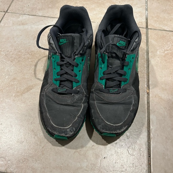 Gray Black Green Air Max - Picture 2 of 5